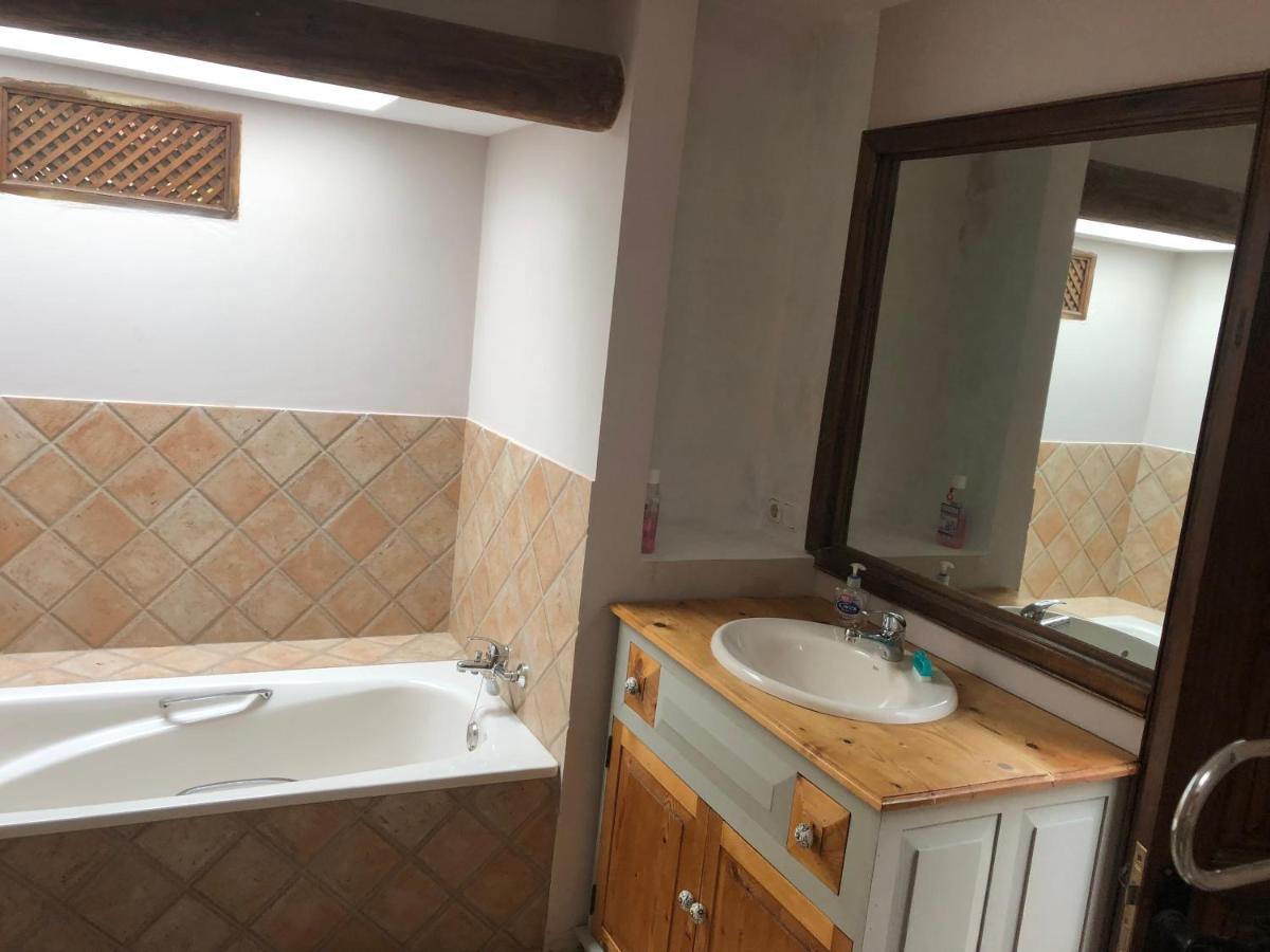 Beautiful 3-Bed Vacation House In Mácher Dış mekan fotoğraf